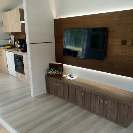 Letniskowy - Zolty-caloroczny Stegers