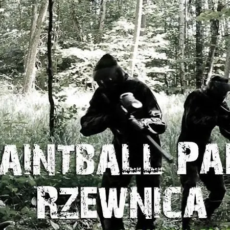 Letniskowy - Zolty-caloroczny בית נופש