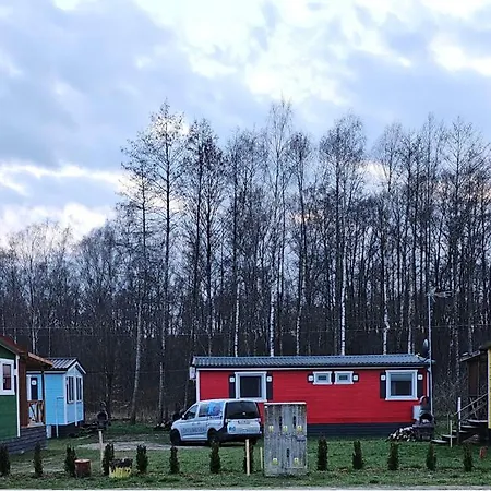 בית נופש Letniskowy - Zolty-caloroczny *