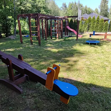 Letniskowy - Zolty-caloroczny Feriehus