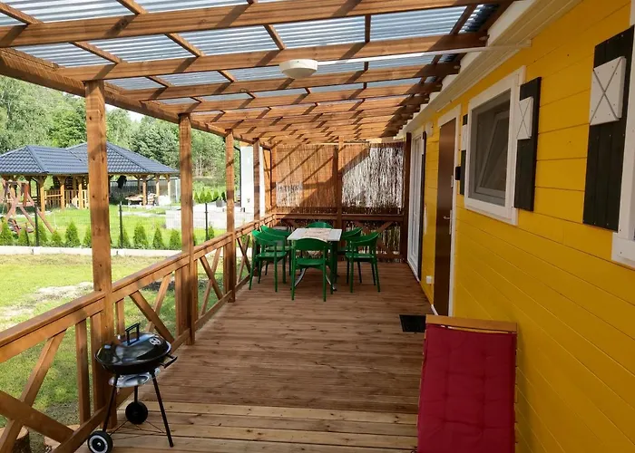 Letniskowy - żółty-całoroczny Dom wakacyjny